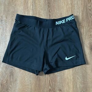 Women’s Black Nike Pro Shorts, Size L